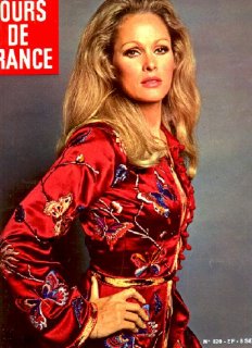 Ursula_Andress7.jpg