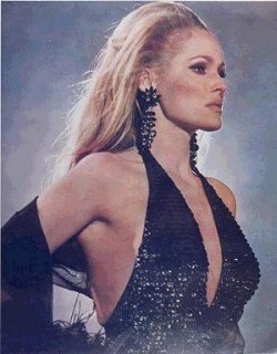 ursula_andress18.jpg