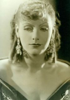 Garbo by Hurrell (ebay) (R).jpg