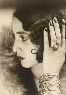 Renee (houkgallery.com).jpg
