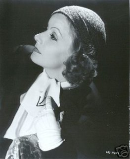 Garbo by Bull 1930 (ebay) (I).jpg