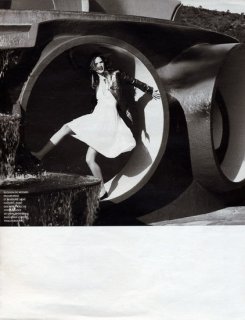 MARIE CLAIRE FR-PH.MICHEL MOMY 02_resize.jpg