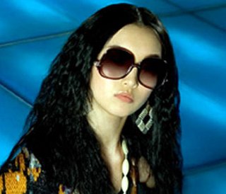 isisi_disco350x300.jpg