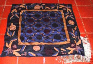 driesscarf1 copy.jpg
