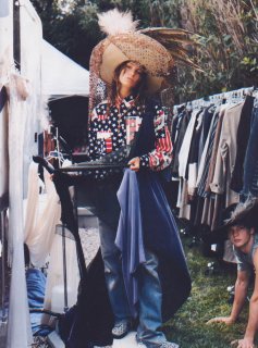 Vogue Paris Nov 2004 4.jpg