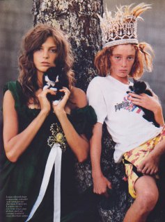 Vogue Paris Nov 2004 8.jpg