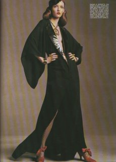 fotodec-vogue2003-meisel-052706-4.jpg