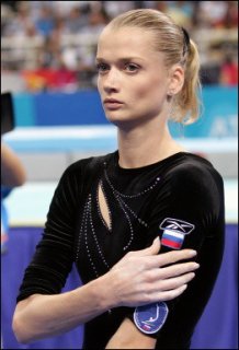 khorkina2.jpg