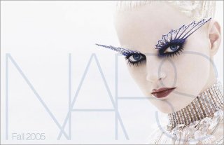adsnars kabuki makeup lashfins.jpg