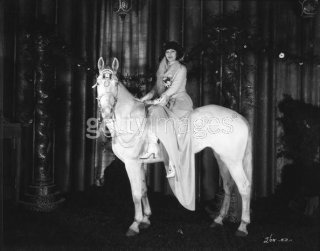 Garbo (gretagarbo.proboards34.com).jpg