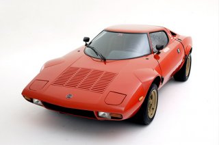 stratos_1.jpg