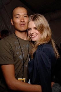 Anna Sui FW06 backstage (with her bf) 2.jpg