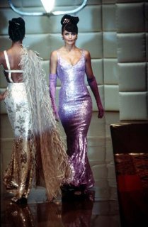 Valentino - FW - Haute Couture - 01.jpg