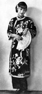 Wong (silentladies.com) 10.jpg