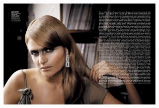 87 - Vogue Jewellery - Italy - 02 - 2005.jpg