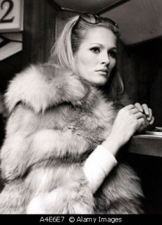 ursulaandress26.jpg