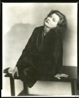 Garbo by Russell Ball Aug 1927 (ebay).jpg