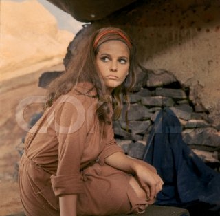 Claudia_Cardinale11.jpg