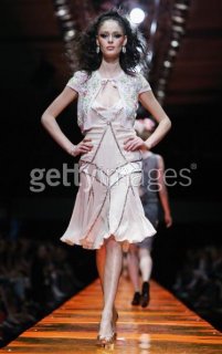 nt Alannah Hill ss05.jpg