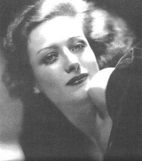 Crawford by Hurrell 1930 (geocities.com).jpg