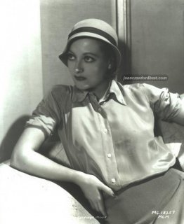 Crawford by H 1931 (joancrawfordbest.com)2.jpg