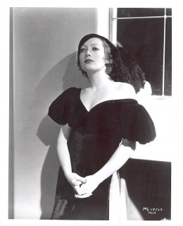 Crawford by Hurrell 1931 (ebay).jpg