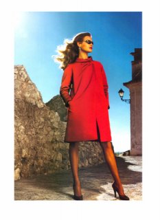 normal_VogueUS-March2004-NataliaVodianova-06-MertMarcus.jpg