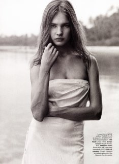 NataliaVodianova-HarpersBazaar-0303-06-PeterLindbergh.jpg