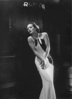 Crawford by Hurrell 1932 (hurrellphotos.com)3.jpg
