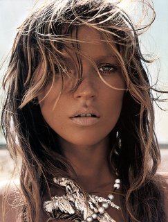 vouk0206-castaway11.jpg