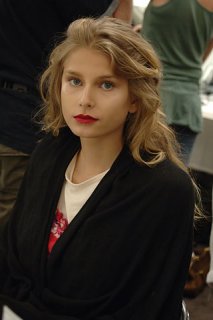 makeup3.jpg