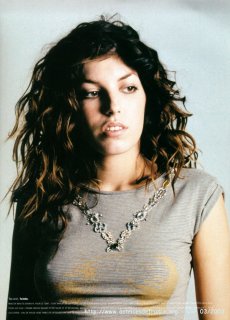 Lou_Doillon_DsMag_Avril2002_5.jpg