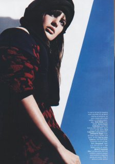 cameron_russell-ph.anthony_ward-harper%27s_bazaarUS-august2006-the_modern_mix-6.jpg