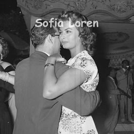 sofia%20loren (corradorizza.it)2.jpg