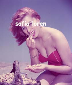 sofia%20loren (corradorizza.it)10.jpg
