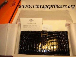 vp hermes croc wallet.JPG