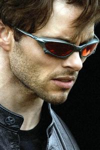 James_Marsden_som_Cy_94700c.jpg