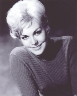 Kimnovak201.jpg
