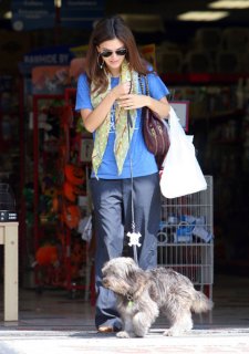 rachelbilsonpetco2.jpg