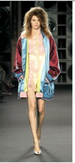 lara stone junko shimana fw069.jpg