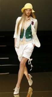 capt.13fa4611baa14a61b4ab161aa4511ab7.italy_fashion_mil107.jpg