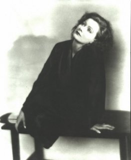Garbo by Russell Ball 1927 (ebay).jpg
