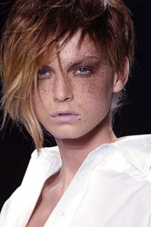 Angela_Lindvall_elfo.jpg