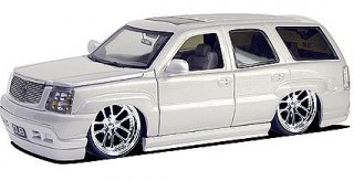 53639_02_cadillac_escalade.jpg