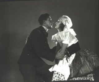 greta_garbo_lars_hanson_RHL_1927 (ebay).jpg