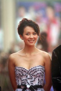 huabiao-awards-2005-zhang-ziyi-06.jpg