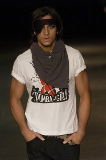 alexander herchcovitch fw04 01a.jpg