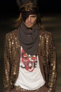 alexander herchcovitch fw04 04a.jpg
