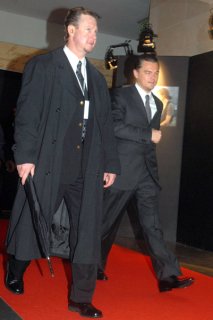 37178_LDiCaprio_BloodDiamond_RomePremiere06_122_243lo.jpg