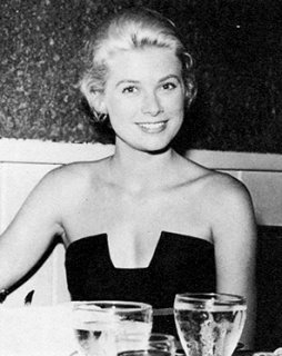 GraceKelly_unk_01.jpg